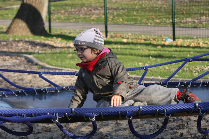 IMG_03871.jpg - trampolina